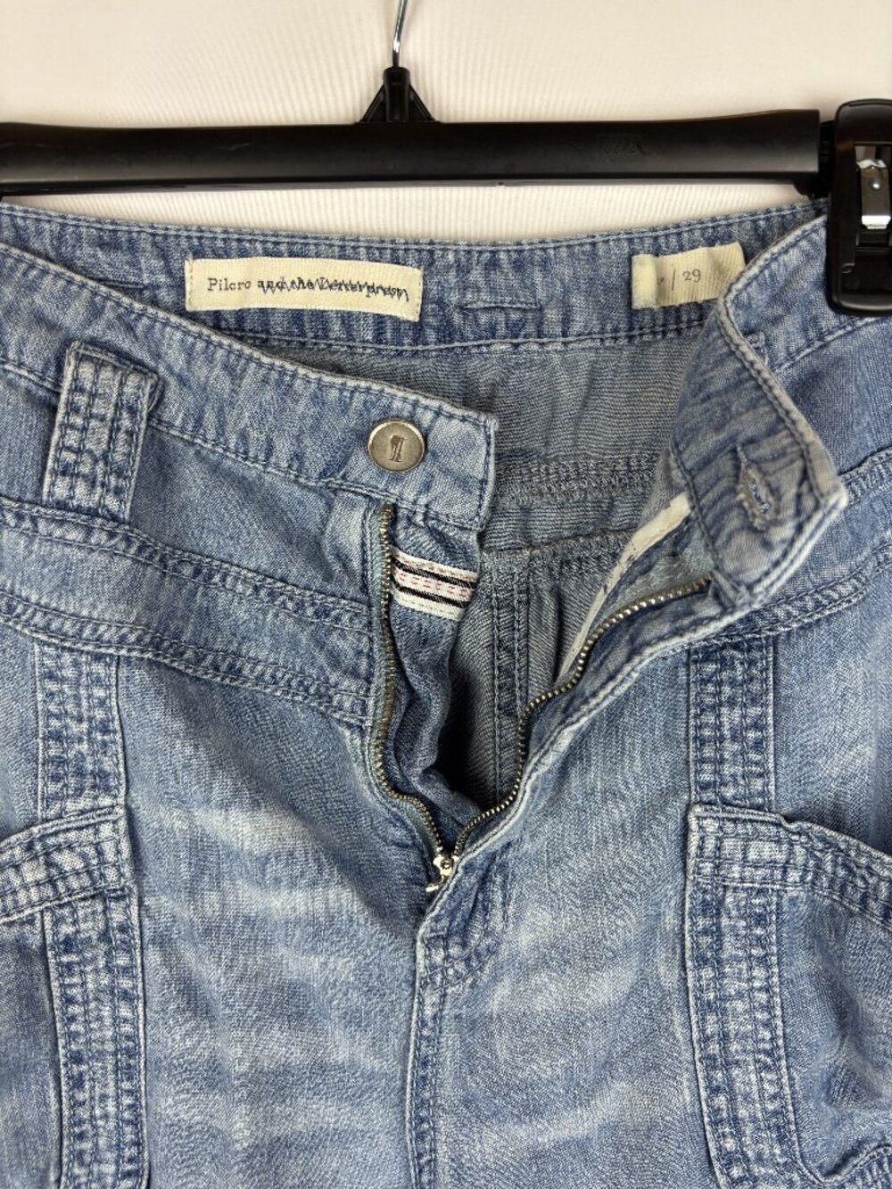 29 Pilcro Wide Flared Jeans Light Wash Raw Hem Blue Denim Worn Flowy Pants - Picture 4 of 10